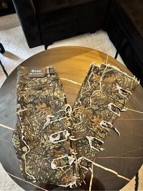 Guapi Distressed Camouflage Stacked Jeans - Brown/Green Camo